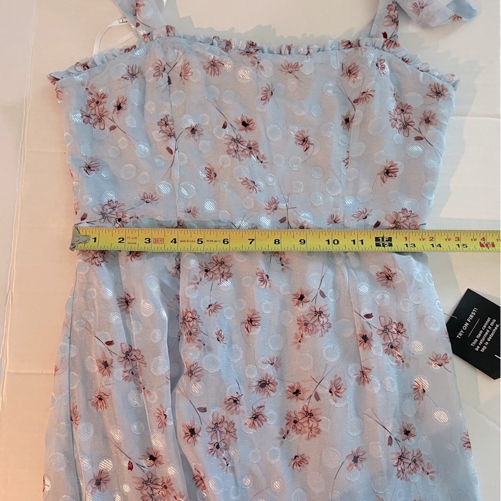 Lulus Terrace View Midi Dress M Floral Pleated NWT Cottagecore Romantic Party - Picture 12 of 16